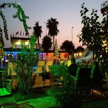 Astor Hotel 2*